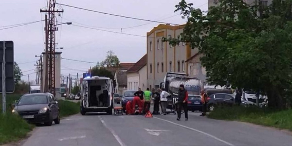 Teška nesreća nadomak Novog Sada: Biciklista oboren u Futogu! (FOTO)