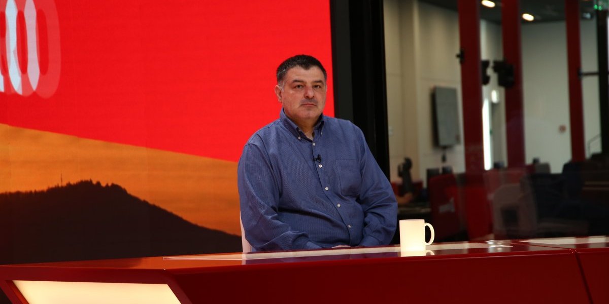 Pukle blokade, pa se bacili na barikade - Reakcija policije za dviljenje