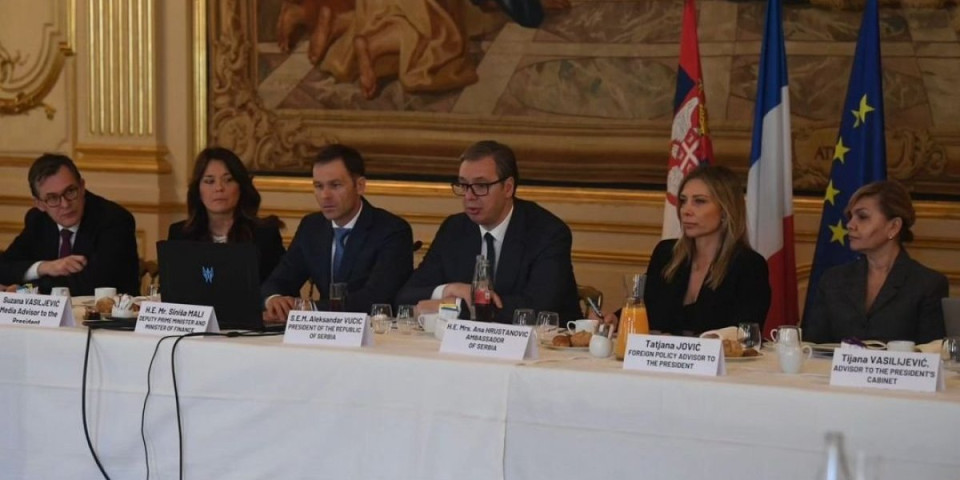 Drugi dan posete predsednika Srbije Francuskoj! Vučić posle sastanka Poslovnog saveta: Više od 11.000 ljudi u Srbiji radi za francuske firme