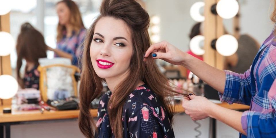 Frizura koju svi žele u 2026: Fantastičan izgled bez stilizovanja tokom celog dana (FOTO)