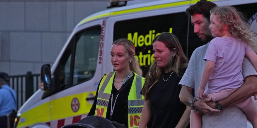 Preminula majka izbodene bebe! Nove crne vesti iz Sidneja, porastao broj ubijenih! (FOTO)
