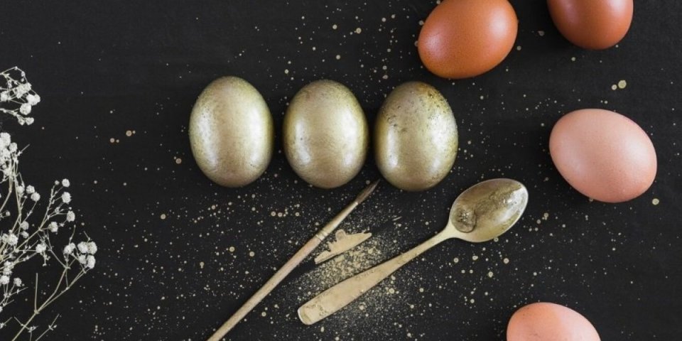 Trik za farbana jaja! Nemojte ih vaditi kašikom - evo i zašto (VIDEO)