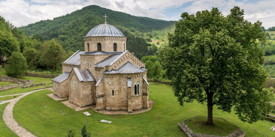 Manastir u srcu Golije čuva posebnu legendu: Tiče se kraljice Jelene Anžujske