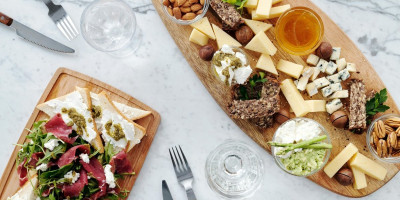 Jedna obična čaša može da vam posluži da servirate najlepše predjelo, a trik je zaludeo domaćice.