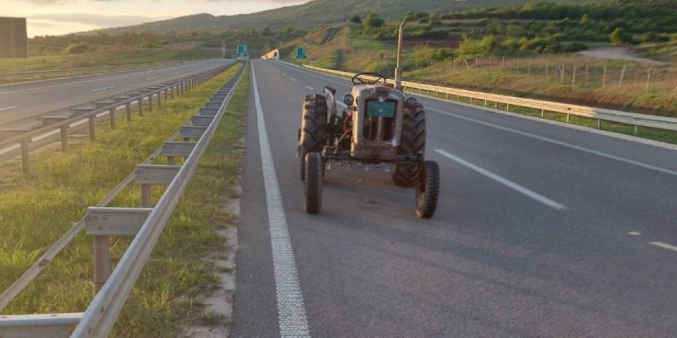 Isključen traktorista iz saobraćaja: Vozio sa 2,62 promila alkohola u krvi