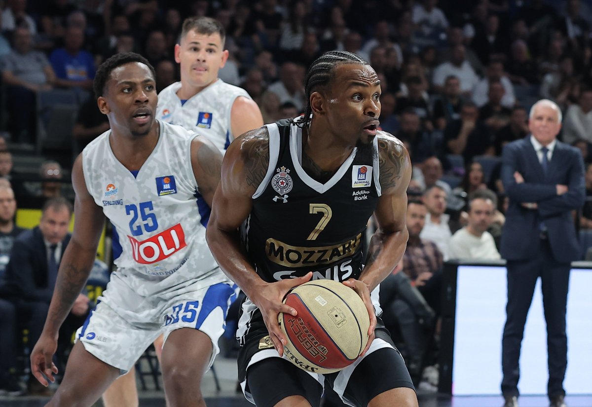 Partizan Na Korak Do Finala! Crno-beli Se Kockali, Ali Srušili ...