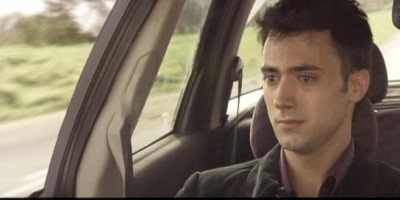 Glumac Lazar Dubovac slavu je stekao ulogom Mališe u seriji "Moj rođak sa sela". Danas ima 42 godine i izgleda neprepoznatljivo.