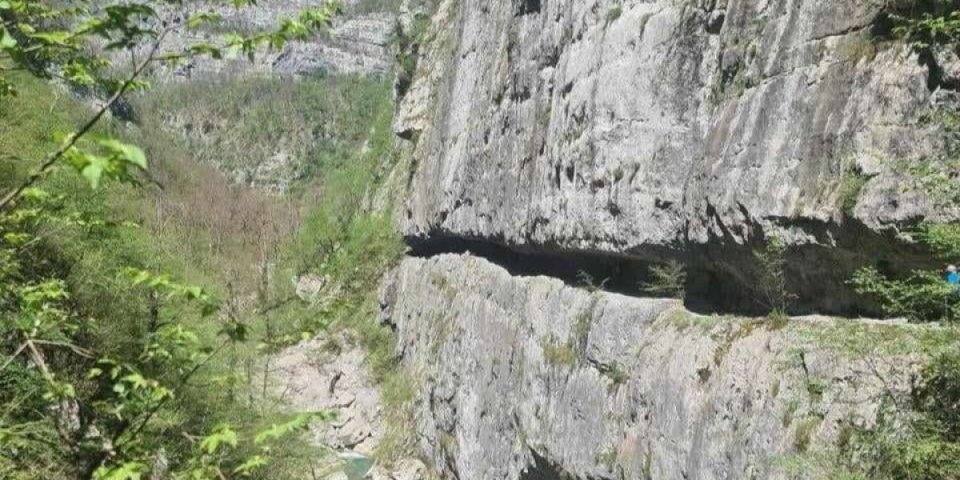 Srbin nastradao u kanjonu Mrtvice! Planinarska tura se pretvorila u tragediju, pokušali su da ga reanimiraju