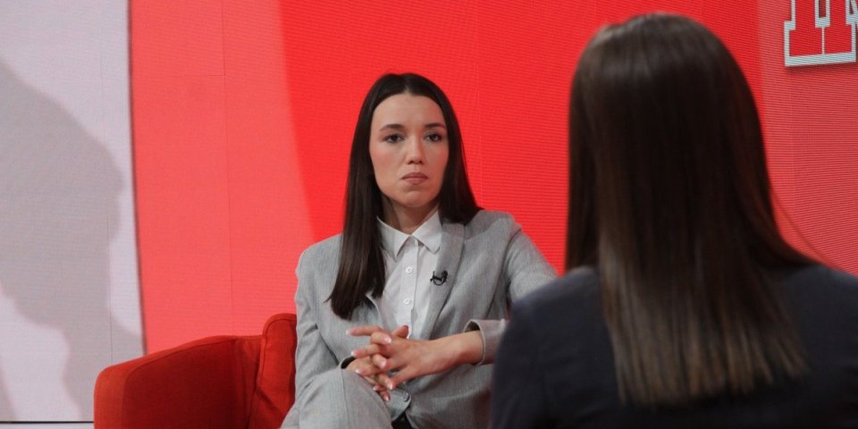 Blokaderi na najstrašniji način napali potpredsednicu Skupštine: Hitno reagovala Ana Brnabić (FOTO)