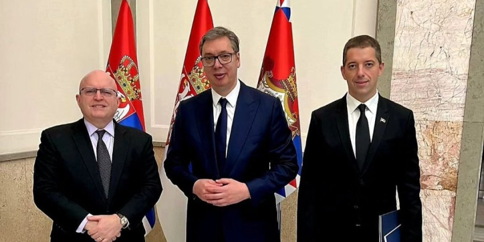 Razgovor sa starim prijateljem! Vučić sa Rikerom o bilateralnoj saradnji Srbije i SAD i važnim projektima!