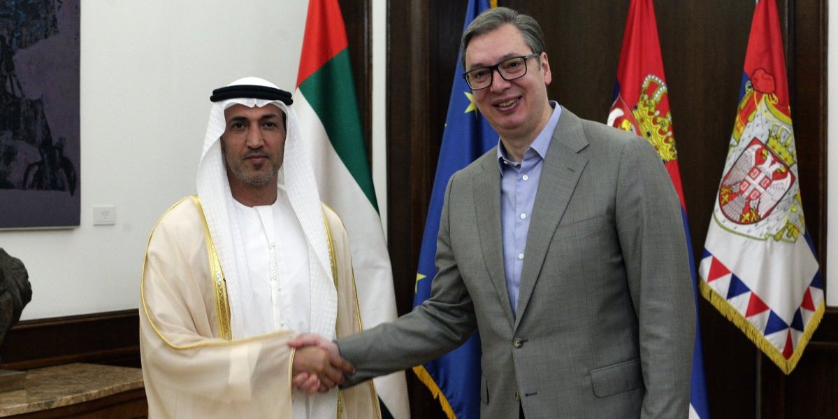 Vučić se sastao sa Mazruijem: Srbija pridaje poseban značaj partnerstvu i prijateljskim vezama sa UAE (FOTO)