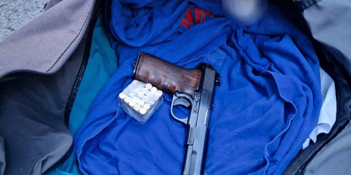 Priveden naoružani diler: Držao u stanu kokain i pun pištolj!