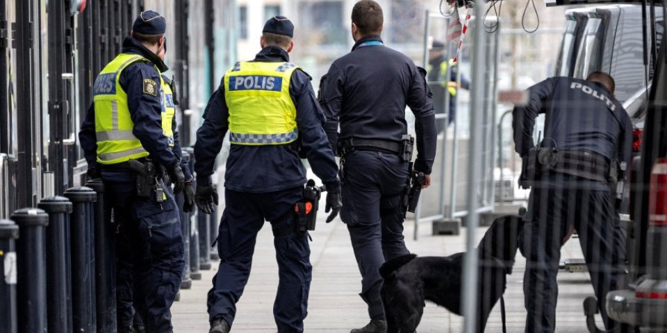 Drama kod izraelske ambasade u Stokholmu! Oglasila se švedska policija!