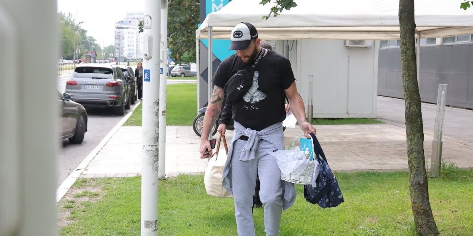 Nisu krenuli stopama svojih roditelja: Ovo su zanimanja dece poznatih