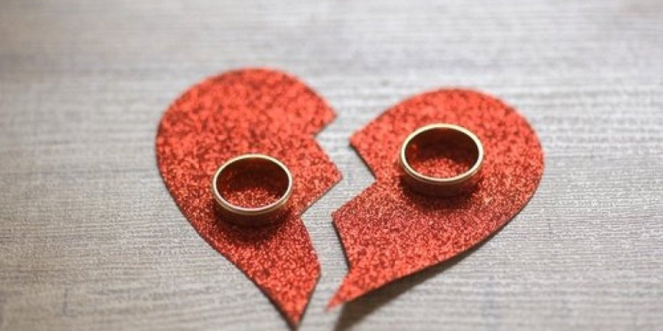 Kakva statistika: U Srbiji "pukao" svaki treći brak