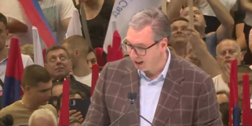 "Ponosan na Srbiju": Predsednik Vučić o veličanstvenom skupu ispred Narodne skupštine