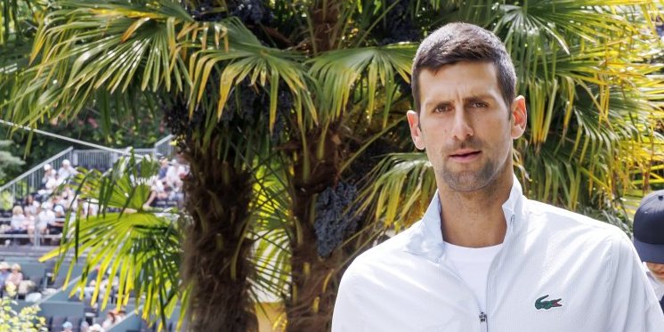 Novak odradio trening, pa pohitao na fudbalsku utakmicu (FOTO)