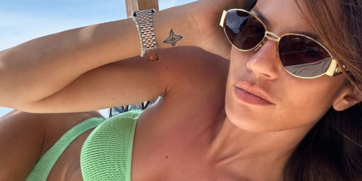 Amidžićevoj bivšoj sevnule bradavice! Danijelina guza pojela bikini