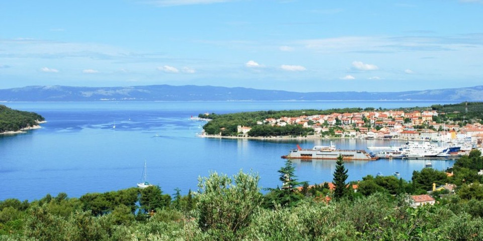 Najlepše grčko ostrvo za koje znaju pravi avanturisti! Netaknute plaže, bujna vegetacija i seoca ko iz bajke