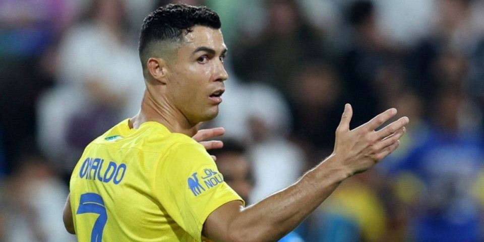 Kristijanu Ronaldu pozlilo usred utakmice: Povraćao u svlačionici, lekari hitno reagovali