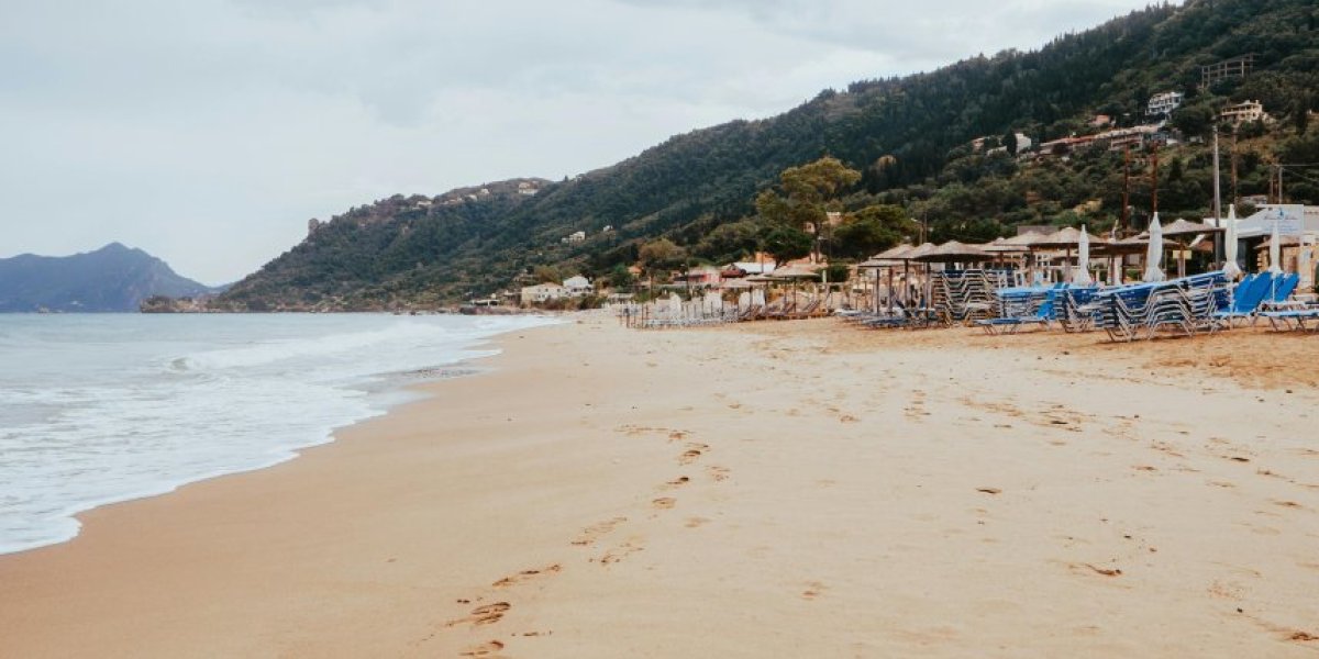 Ako idete sa porodicom, biće vas sramota! Srpski turisti zgroženi ovom grčkom destinacijom: "Toga nema nigde"