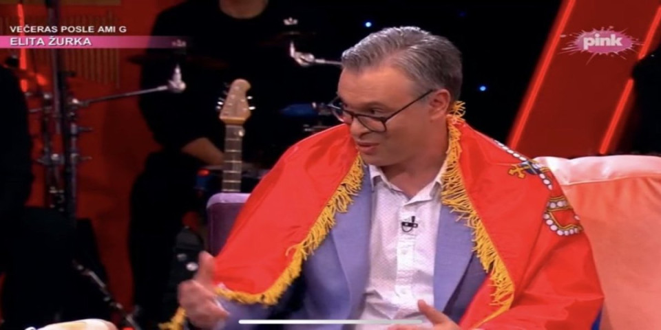 Vučić gost "Amidži šoua": Šok u studiju - sa njim i... (FOTO)