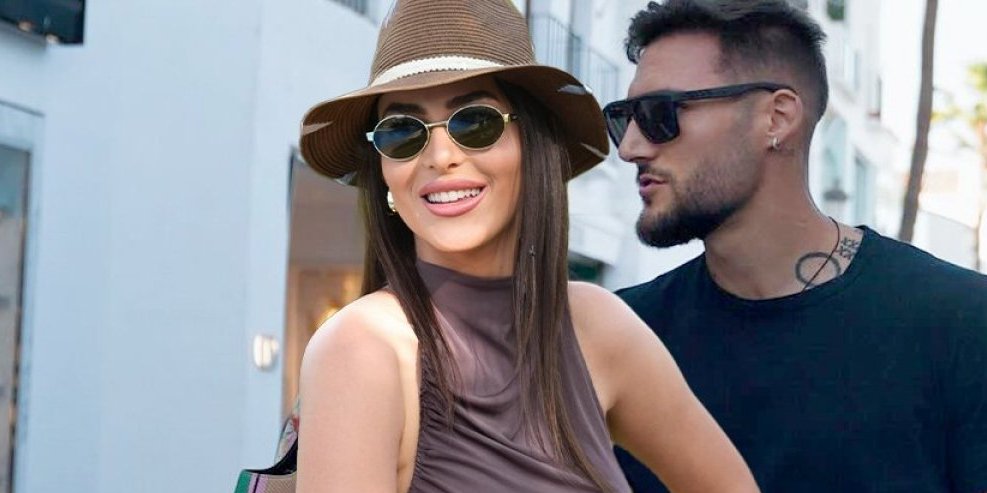 (FOTO) Anastasijin dasa go do pasa - Nemanja Gudelj na isklesanom telu istetovirao roditelje