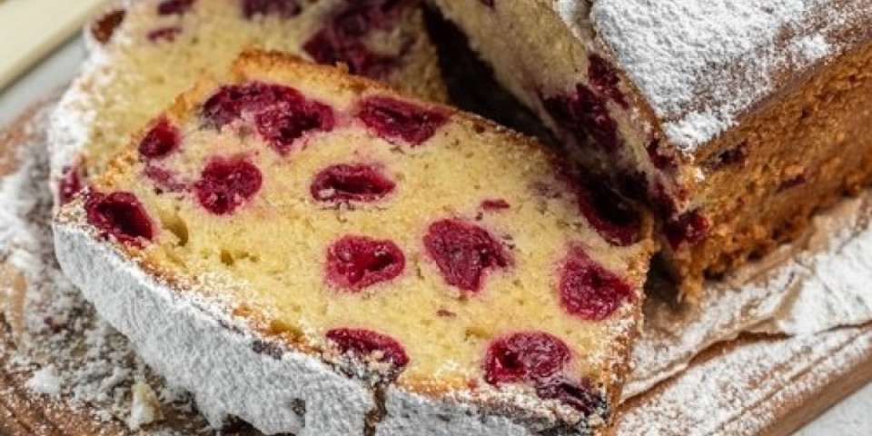 Kolač sa višnjama iz bakine pećnice: Ne postoji bolji recept - cela kuća miriše