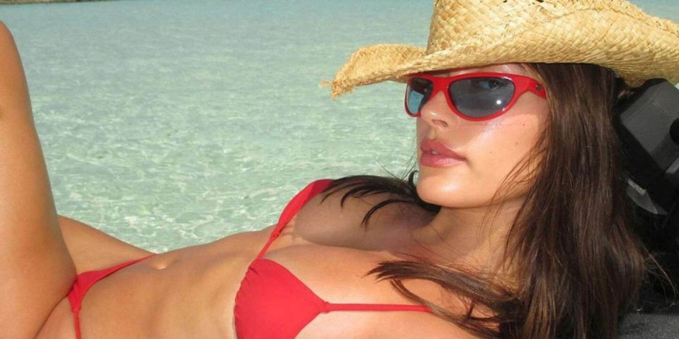 Nokti Hejli Biber zaludeli žene: Ovog leta će svi nositi manikir sa tufnicama (VIDEO)