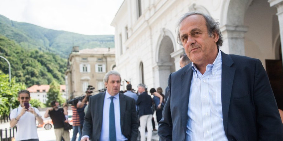 Sprema se fudbalska revolucija! Platini predlaže: Smanjite broj igrača!