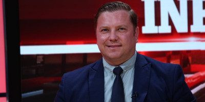 Predsednika Saveza Srba Slovenije Vladimir Kokanović imenovan je za novog direktora Uprave za saradnju s dijasporom i Srbima u regionu Ministarstva spoljnih poslova Republike Srbije na poslednjoj sednici Vlade Republike Srbije.