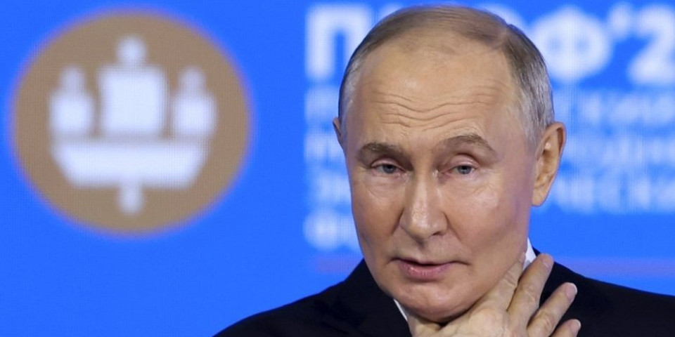 Smehotresno! Putin šaljivo odgovorio: "stavićemo ga u supu", kada je sa petlom palo poređenje! (VIDEO)