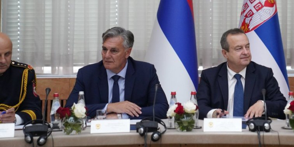 Sastali se ministri Dačić i Karan! Delegacije MUP Srbije i Republike Srpske održale istorijski skup