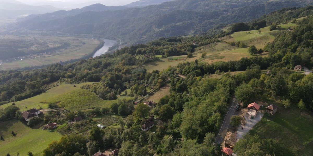 Dragana oživela selo na Bobiji! Za vikend okupila više turista nego što ima meštana