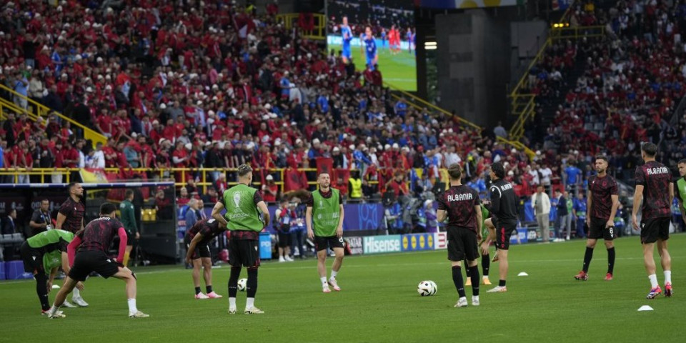 Tim Albanije za Srbiju: Silvinjo šalje tešku artiljeriju u Tiranu, ovi igrači napadaju 'orlove' (FOTO)