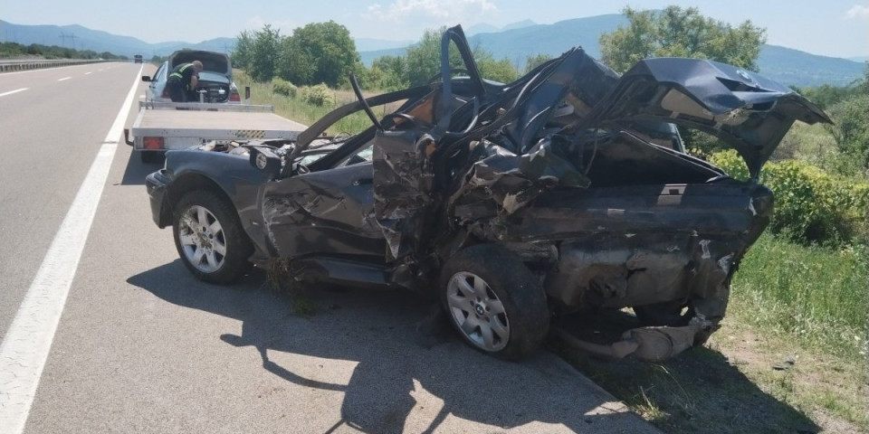 Vozač na mestu ostao mrtav! Uhapšen Turčin, džipom naleteo i usmrtio Nišliju u BMW-u