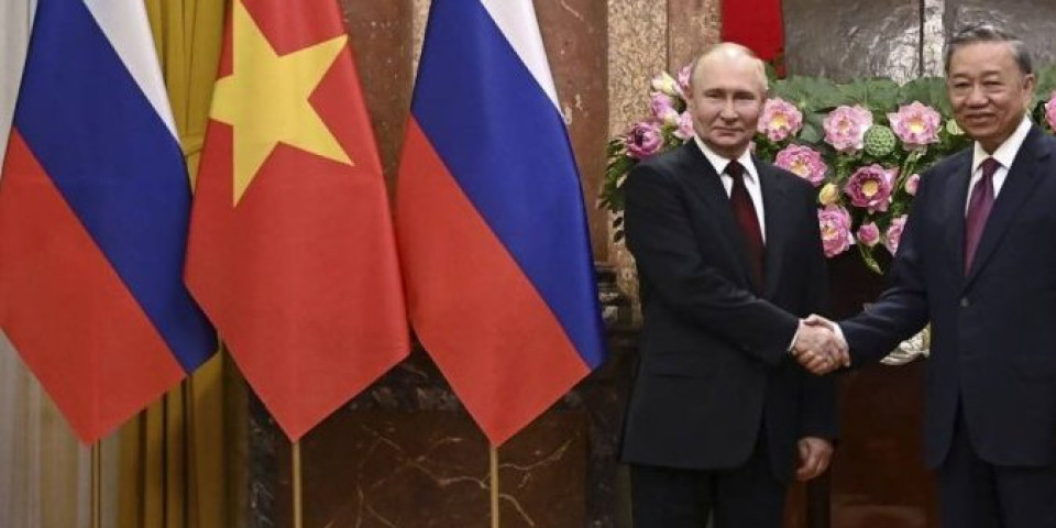 Udarno! Kakav šok za SAD! Putin upravo saopštio: Rusija i Vijetnam prelaze na plaćanje u nacionalnim valutama!