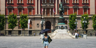 Prema izveštajima Republičkog hidrometeorološkog zavoda Srbije, najtopliji gradovi do 15:00 sati bili su Niš, Ćuprija i Leskovac, sa izmerenih 39 stepeni Celzijusa.