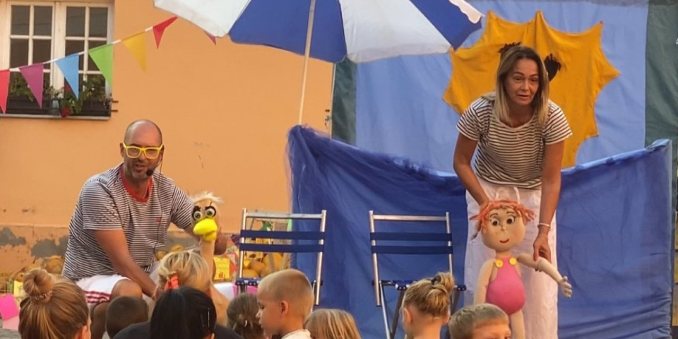 Treća sezona jedine dečije lutkarske predstave o plivanju u Srbiji: „Plivajte sa NAMA“ i ovog leta sa vama kreće iz Novog Sada