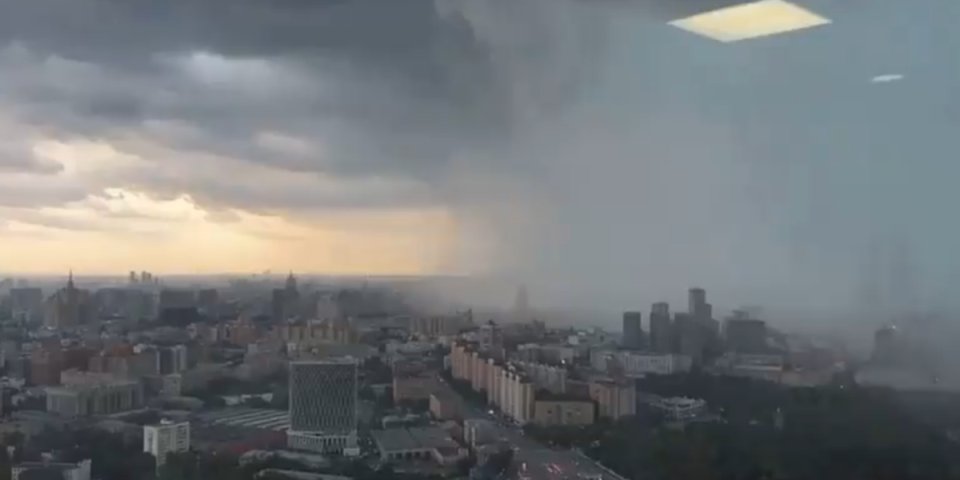 Strašni prizori u Moskvi! Razorna sila se u trenutku obrušila na grad, ima mrtvih, desetine povređenih! (VIDEO)