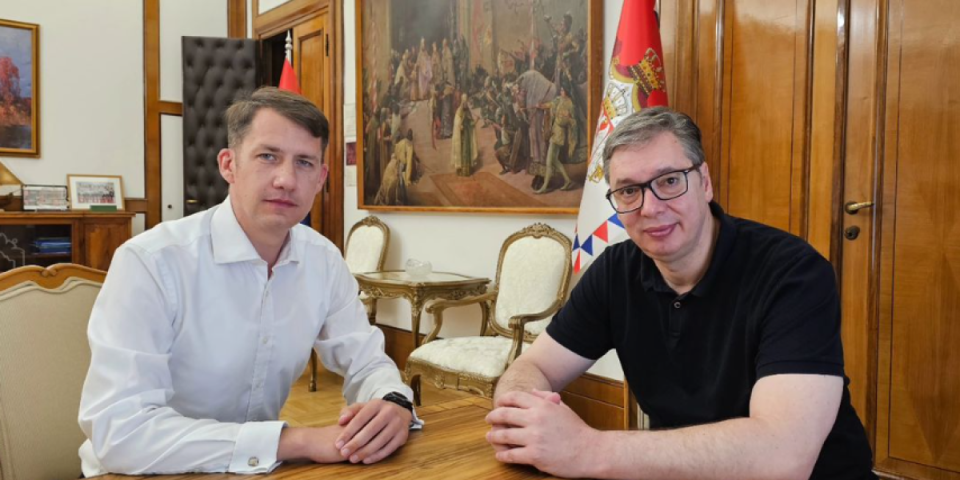 Vučić sa Pastorom: Iskreno prijateljski susret i razmena mišljenja sa predsednikom Saveza vojvođanskih Mađara! (FOTO)