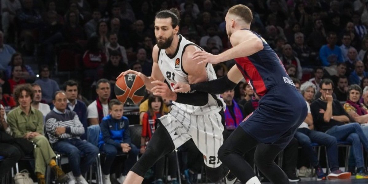 Kumovao na svadbi u Beogradu, pa potpisao ugovor: Šengelija prešao u Barselonu