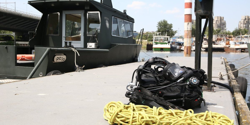 Drama na Luči: Prekinuta potraga za automobilom koji je sleteo u Moraču