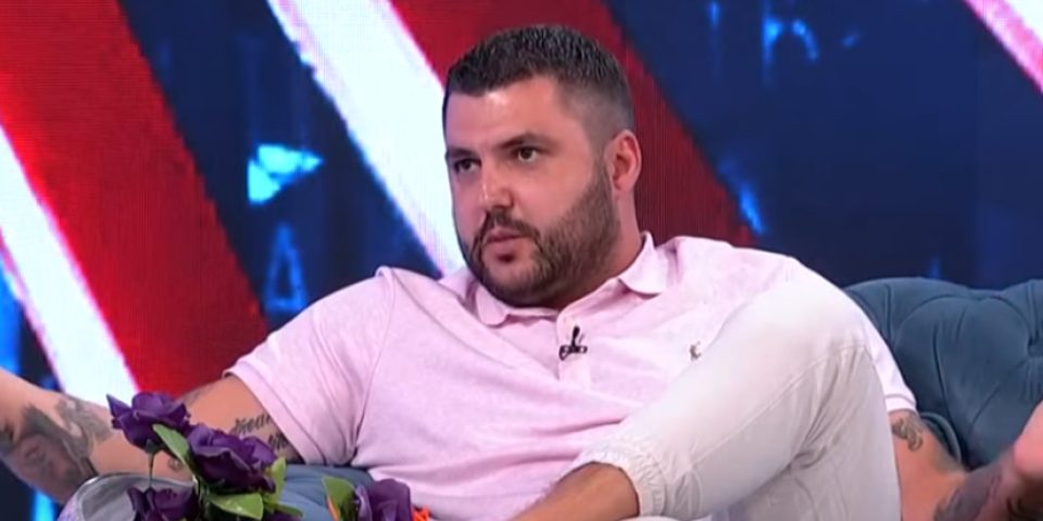 Asmin Durdžić uputio cimerki nepristojnu ponudu: ''Dođi da te otresem kao šljivu''