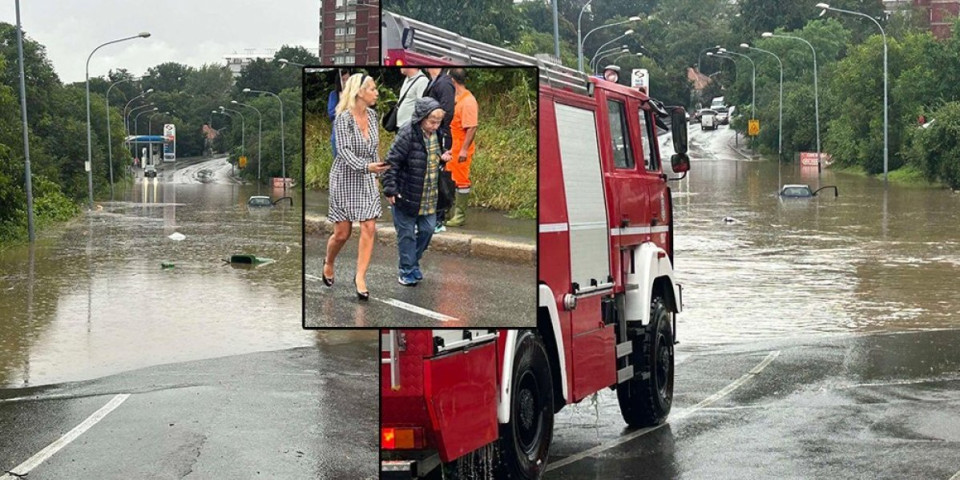 Dramatične scene u Beogradu! Žena se zaglavila u "jezeru": Vatrogasci je spasili iz potopljenog automobila (FOTO/VIDEO)