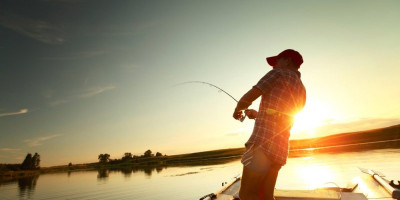 Od 1. januara 2026. godišnje dozvole za rekreativni ribolov koštaće 9.000 dinara, navedeno je u Pravilniku koji je donelo Ministarstvo zaštite životne sredine.