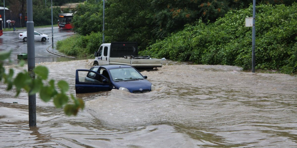 Da li će se na Srbiju preneti poplave koje pustoše Evropu? Dunav i Sava nose sve pred sobom!