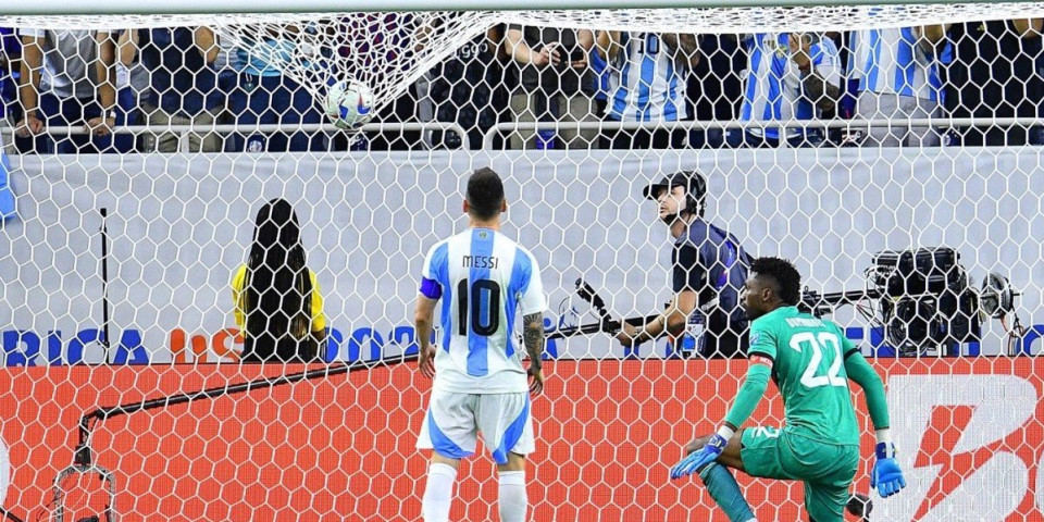 Drama Argentinaca! Mesi promašio penal, a "ludak" je ponovo heroj nacije! (VIDEO)