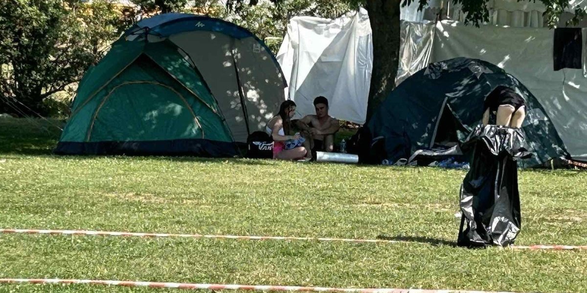 Kamp na odbojkaškim terenima na Štrandu je juče otvoren 