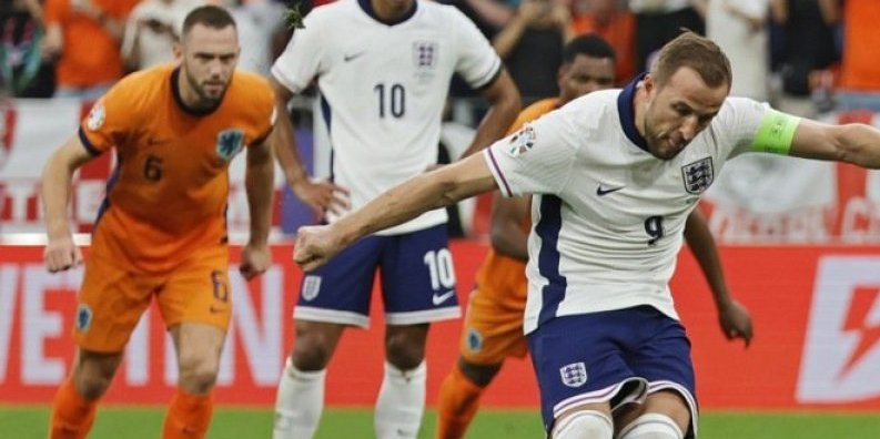 Čuveni engleski fudbaleri stali na stranu Holandije! Sramota, ovo nije penal (FOTO/VIDEO)
